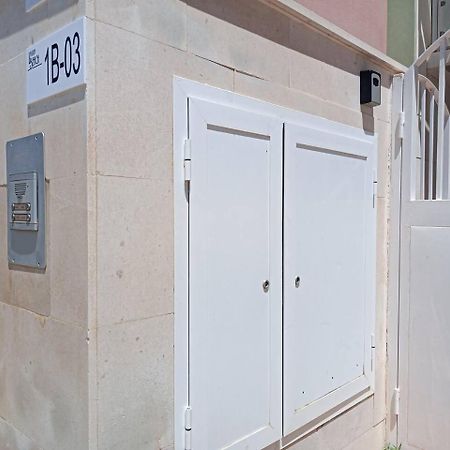 Vera Playa Fantastico: Beachfront Apartment with Pool and Terrace Playas de Vera Exterior photo